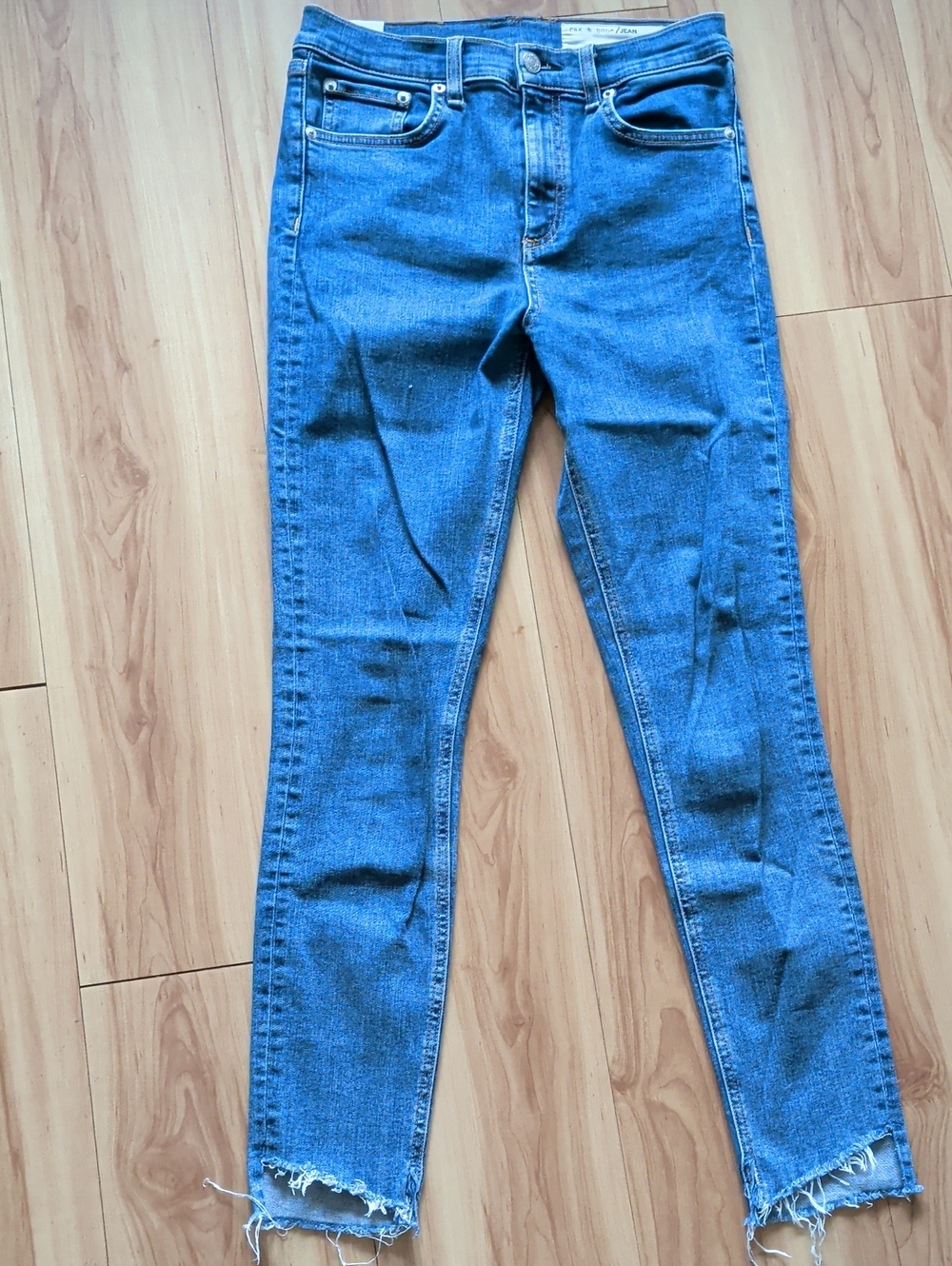 Rag And Bone Women’s Slim Straight Fray  Jeans